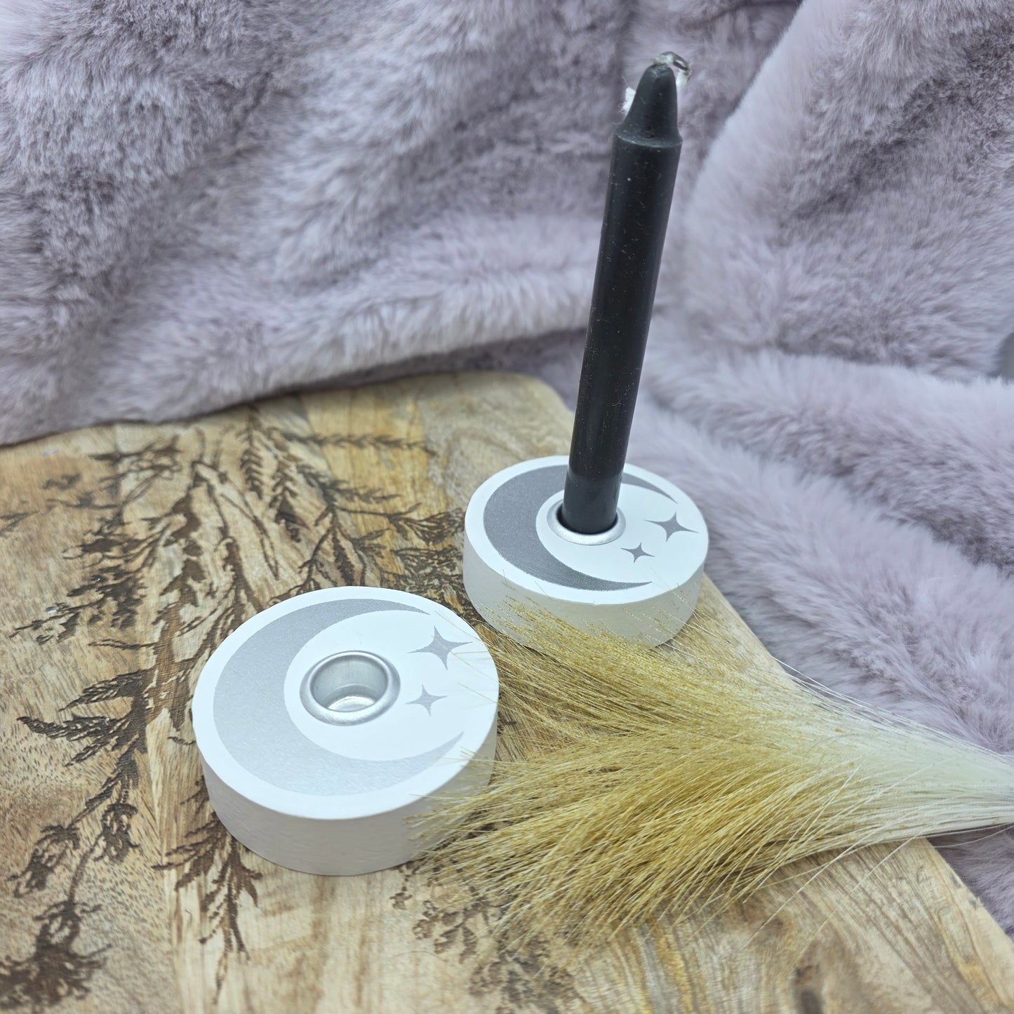 Kynttiläteline -kuu-