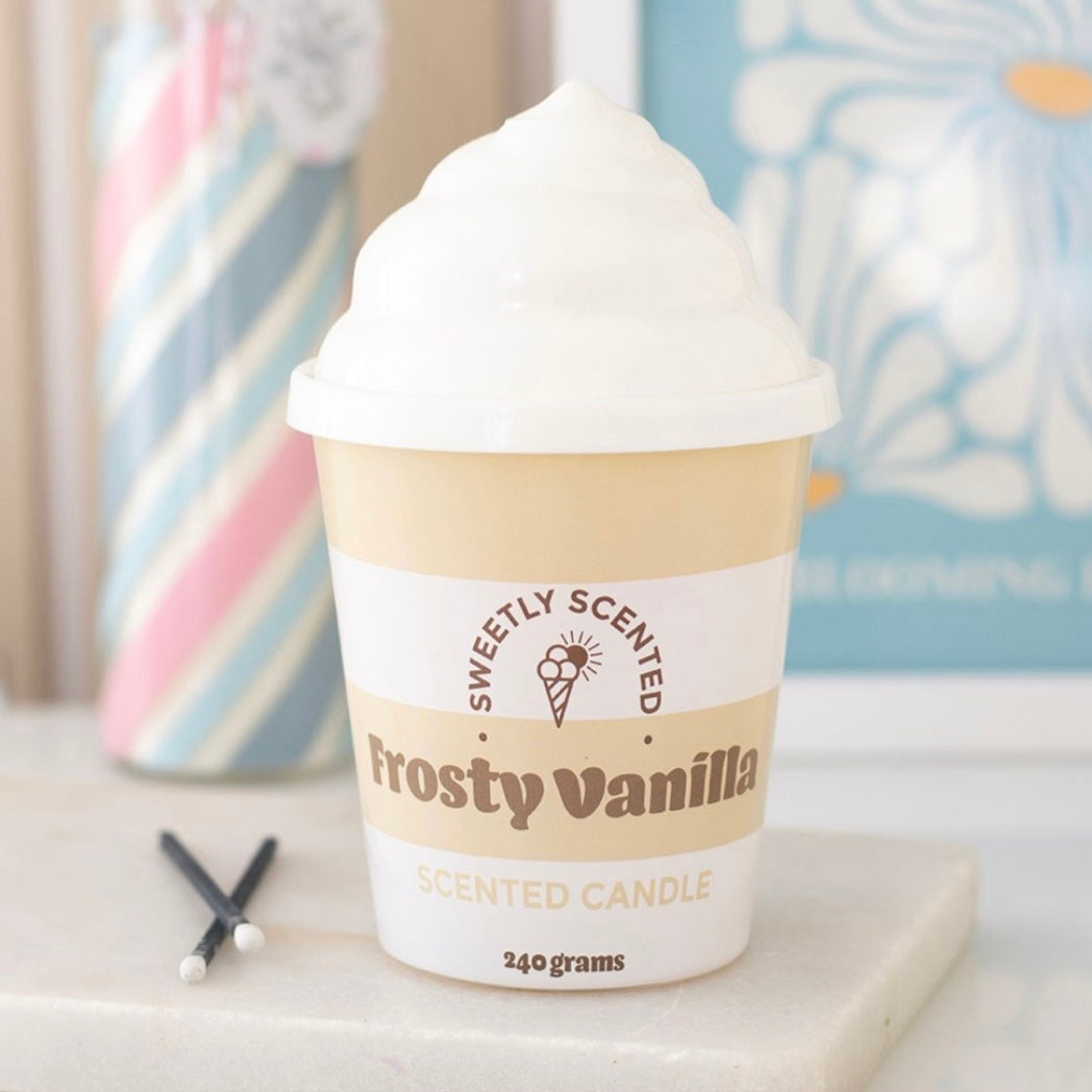 Tuoksukynttilä -frosty vanilla-