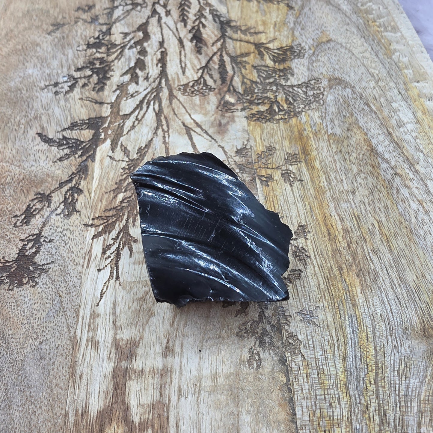Obsidiaani raakapala