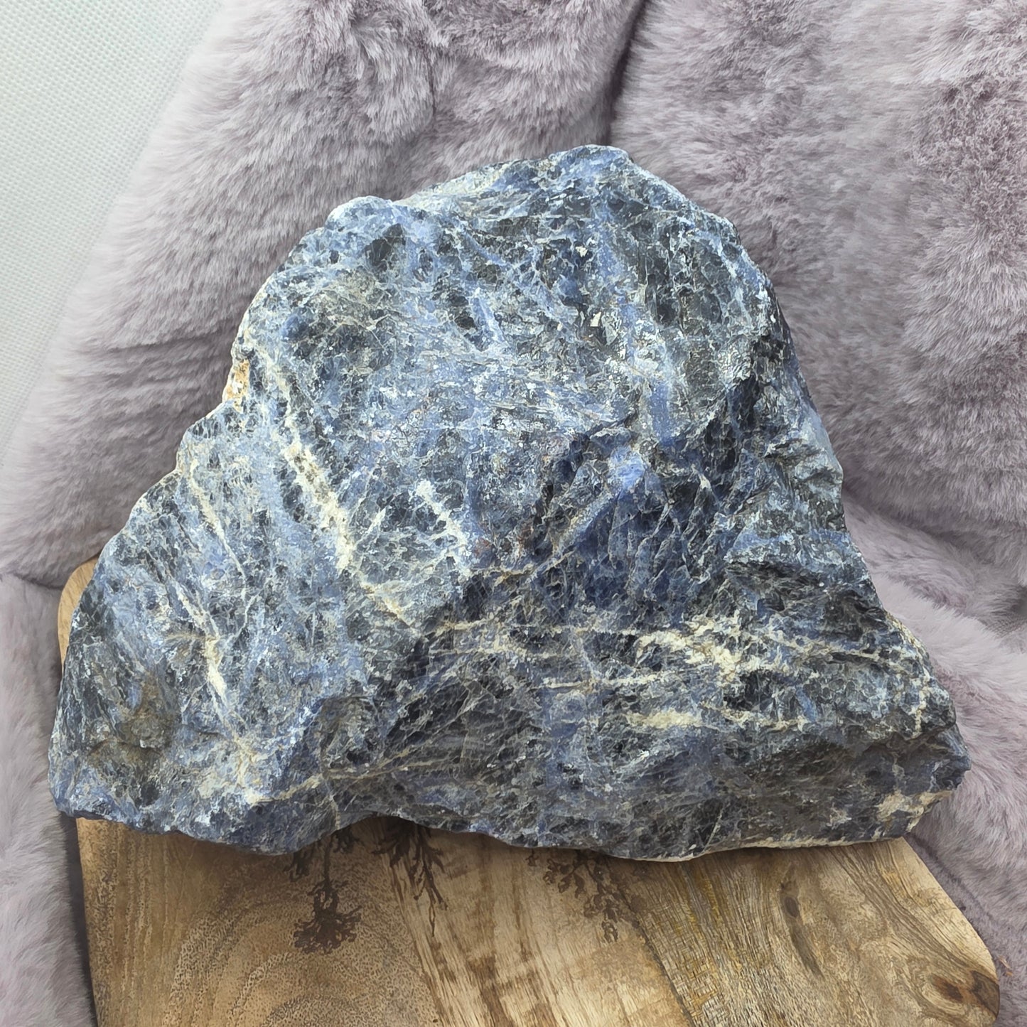 Sodaliitti raakapala JÄTTI