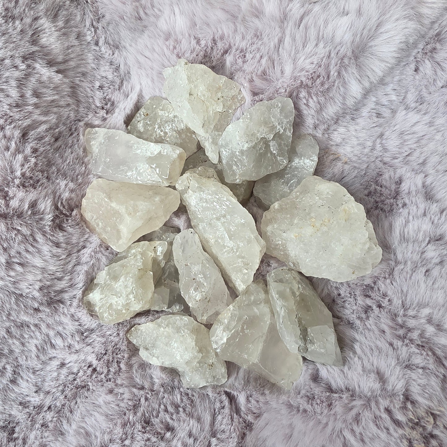 Maitokvartsi raakapala