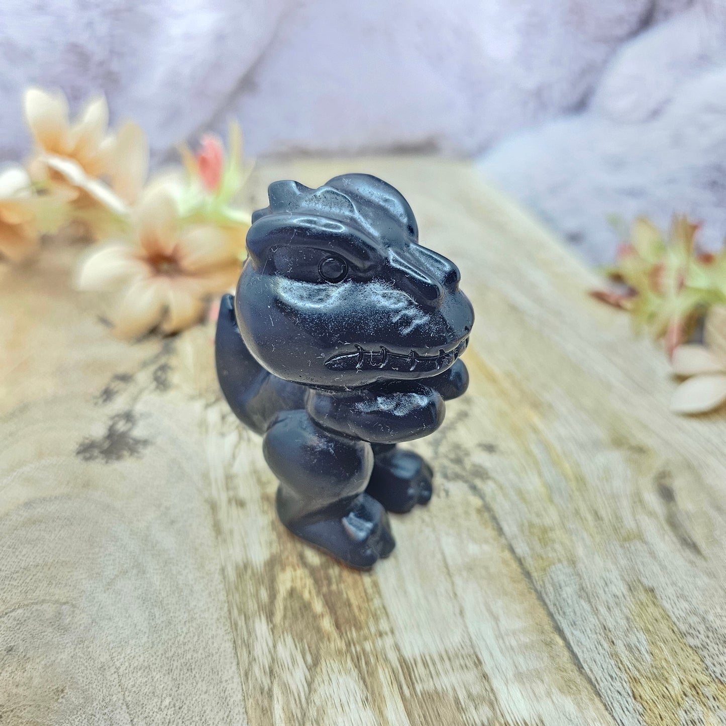 T-rex -obsidiaani-