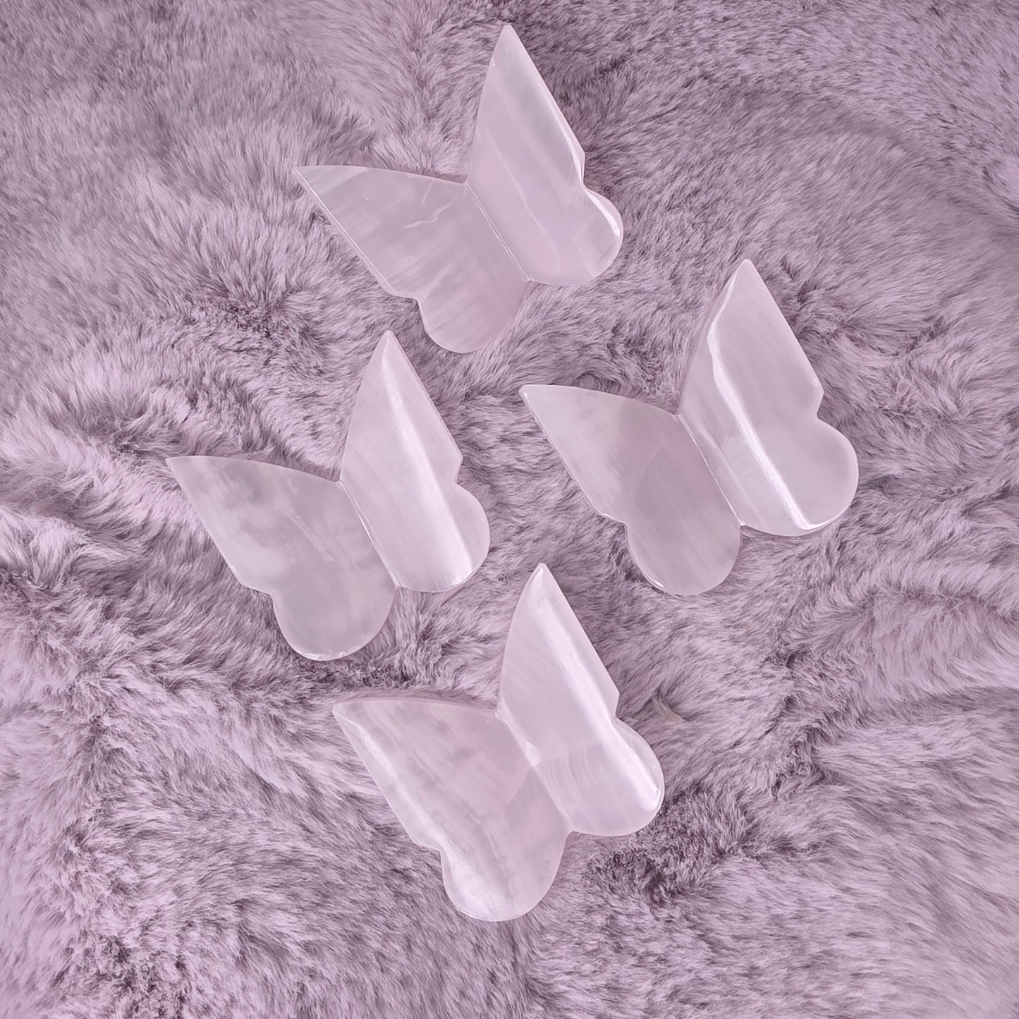 3D perhonen -manganokalsiitti-