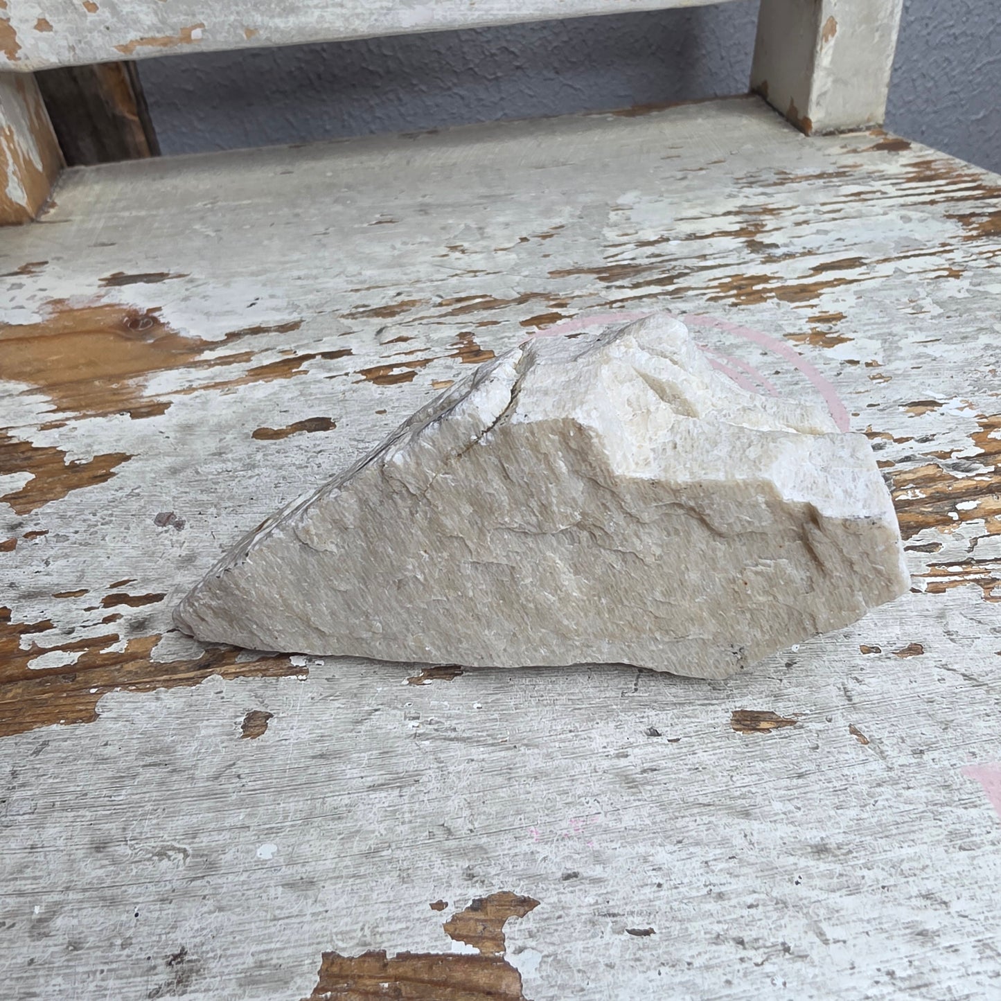 Maasälpä raakapala -iso-