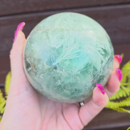 Sulkafluoriitti pallo yli 1kg