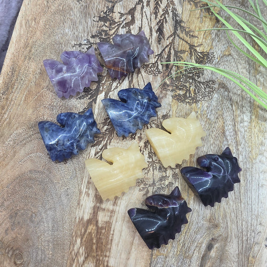 Pieni yksisarvinen -valitse väri-