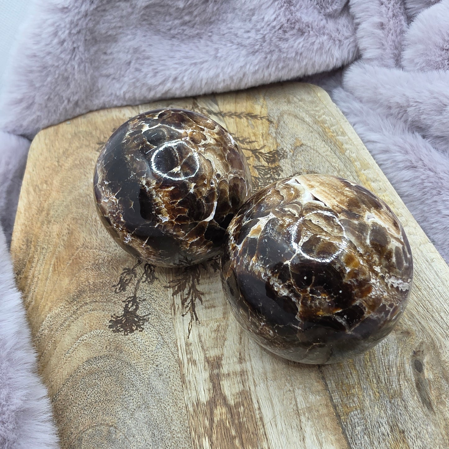 Puukalsiitti pallo -iso-