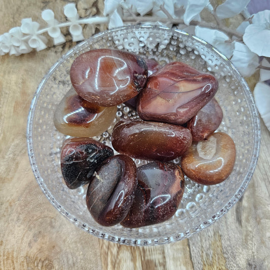 Karneoli rumpuhiottu