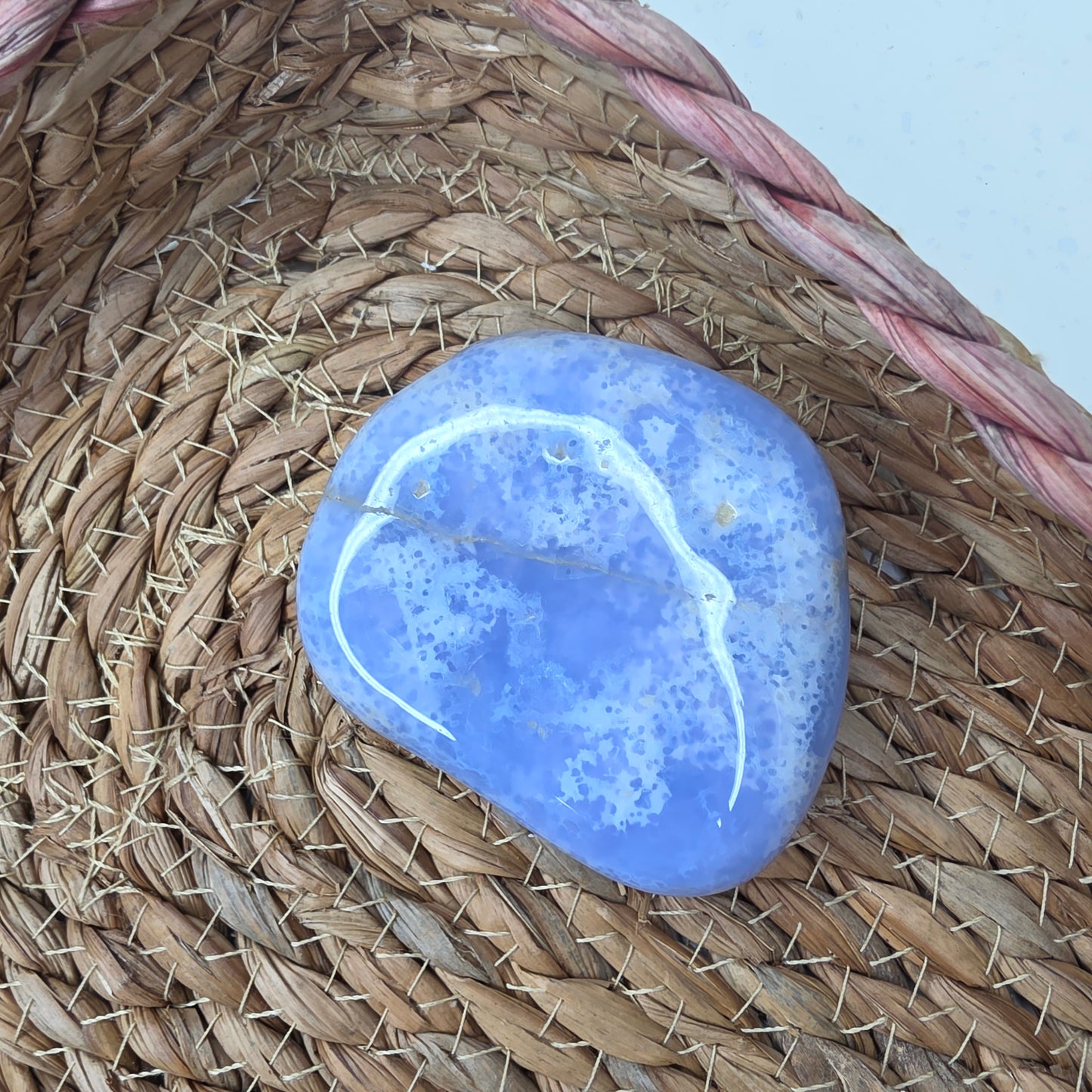 Sininen pitsiakaatti "blue lace" freeform