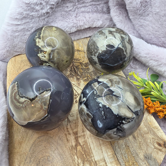 Volcano-akaatti pallo