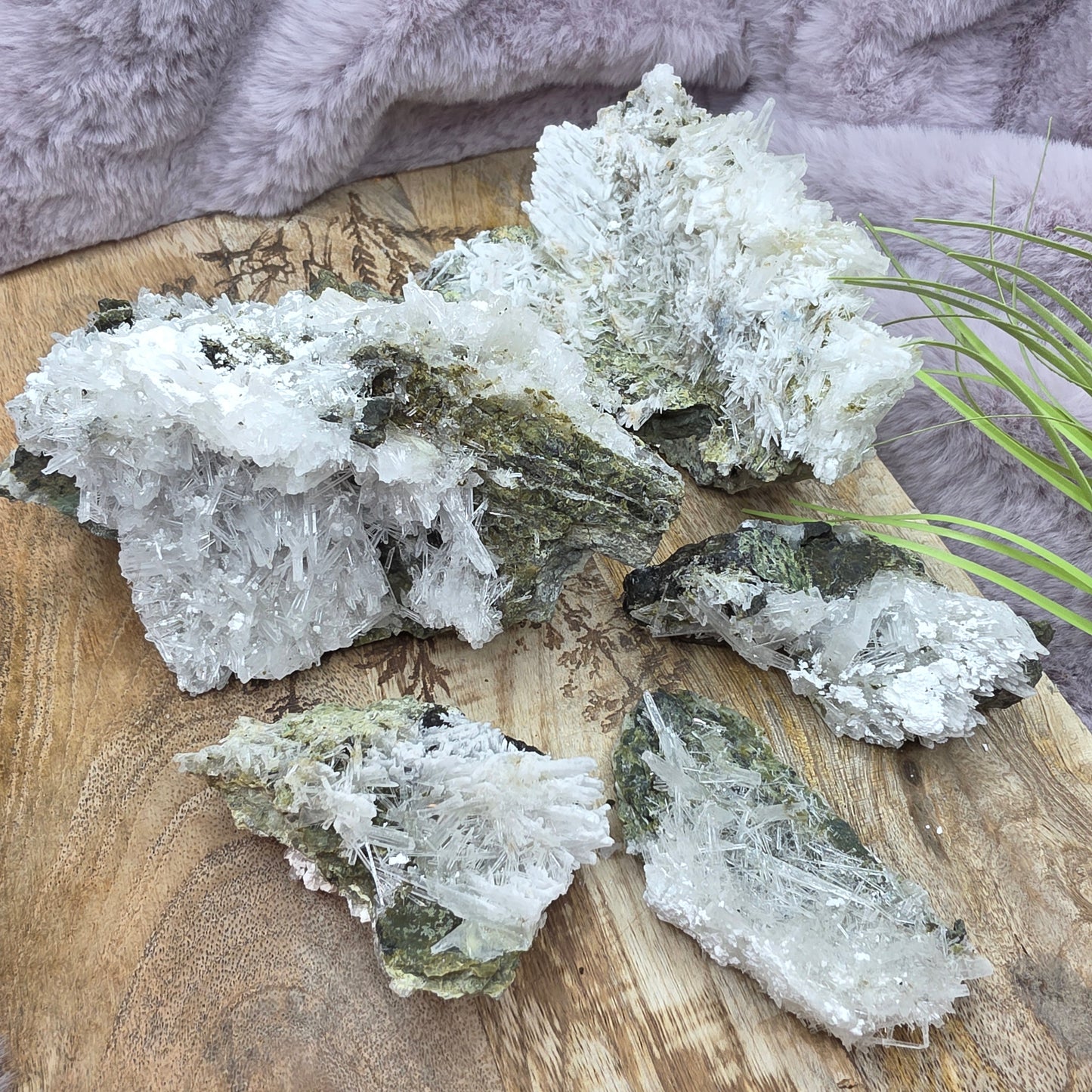 Skolesiitti/kalsiitti clusteri