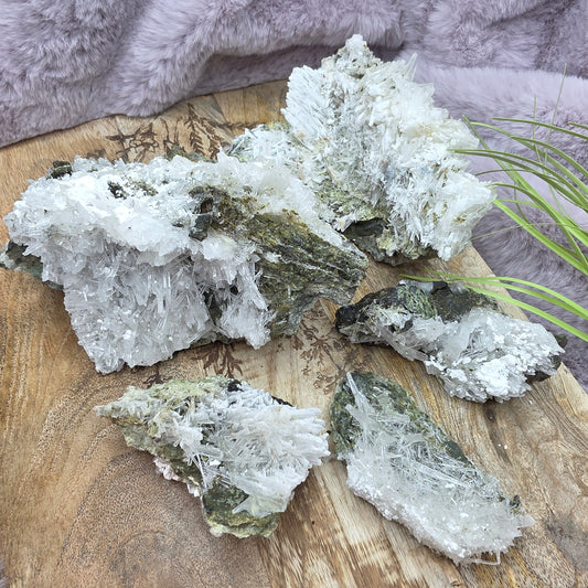 Skolesiitti/kalsiitti clusteri