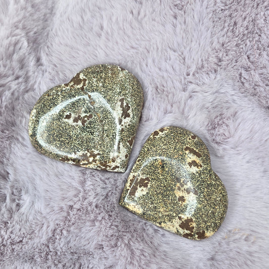 Hiekkadebdriitti-jaspis sydän