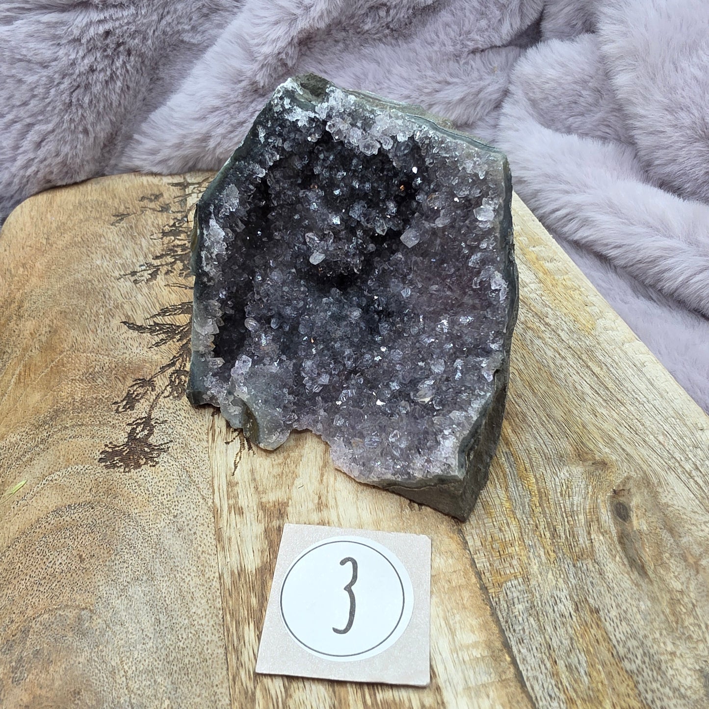 Sateenkaariametisti cut base
