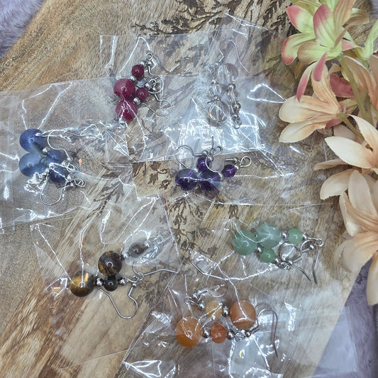 Kivipallokorvakorut -eri värejä-