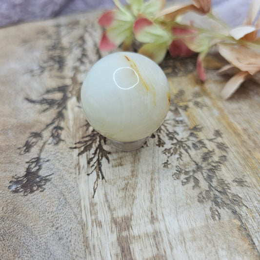 Kalsiitti pallo
