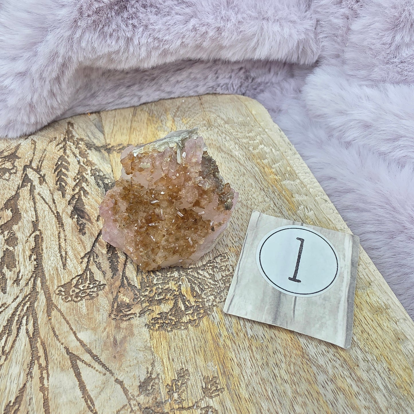 Childreniitti/Canga Rosa specimen