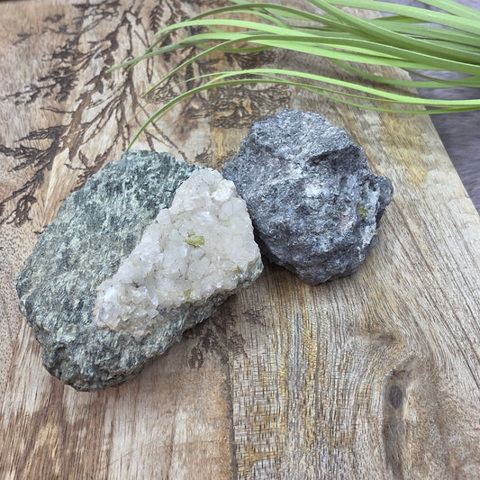 Titaniitti emokivessä