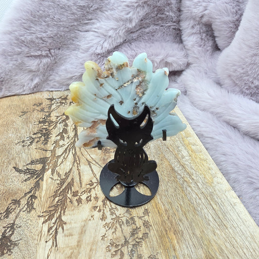 9-häntä kettu telineessä "druzy"