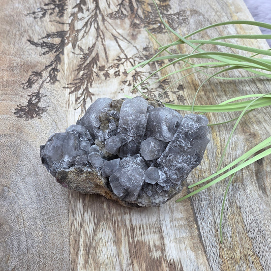 Pandakalsiitti clusteri