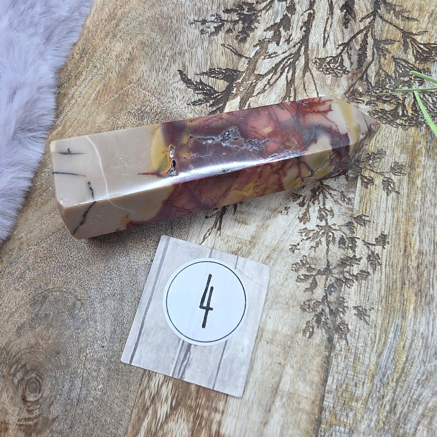 Mookaite-jaspis torni