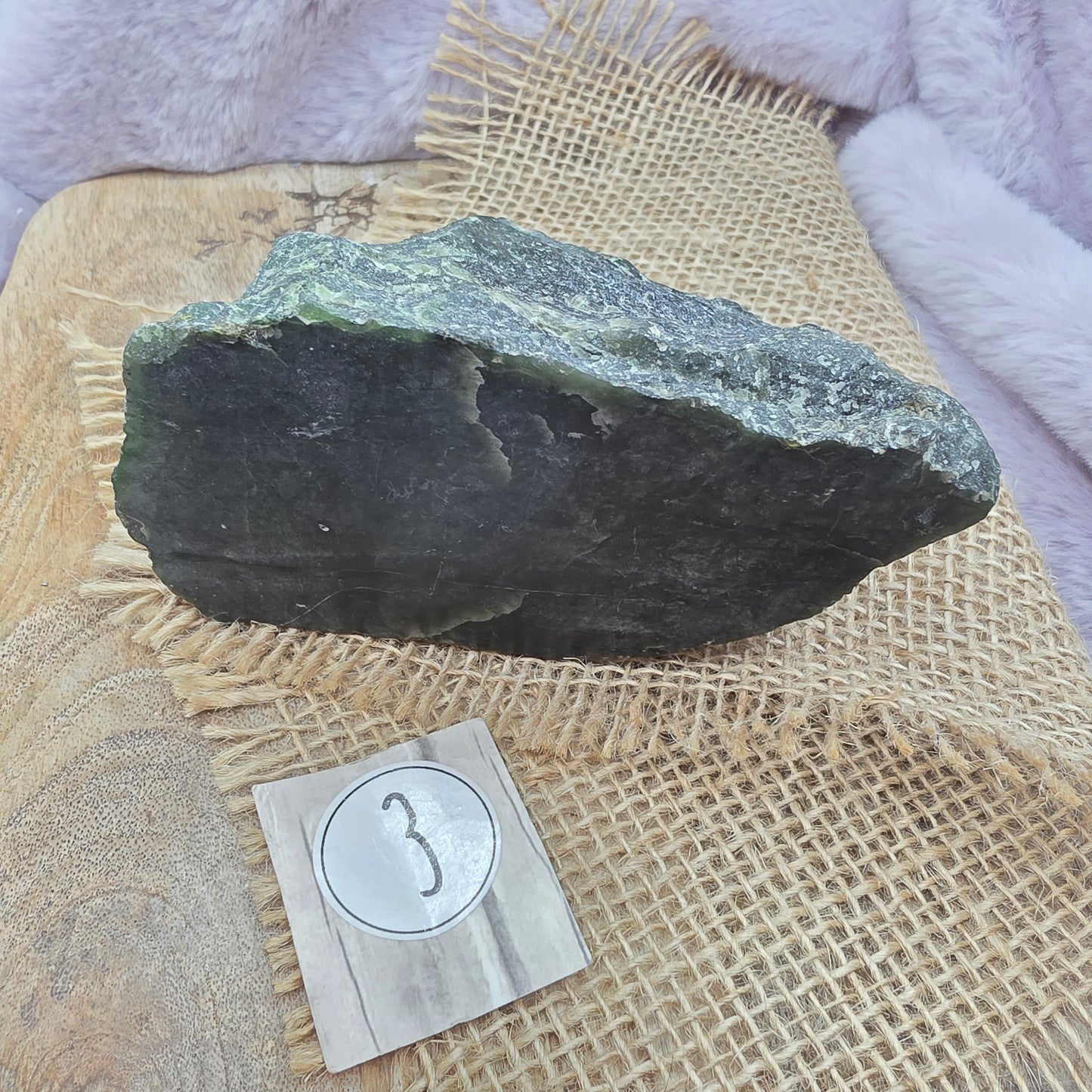 Serpentiini raakapala