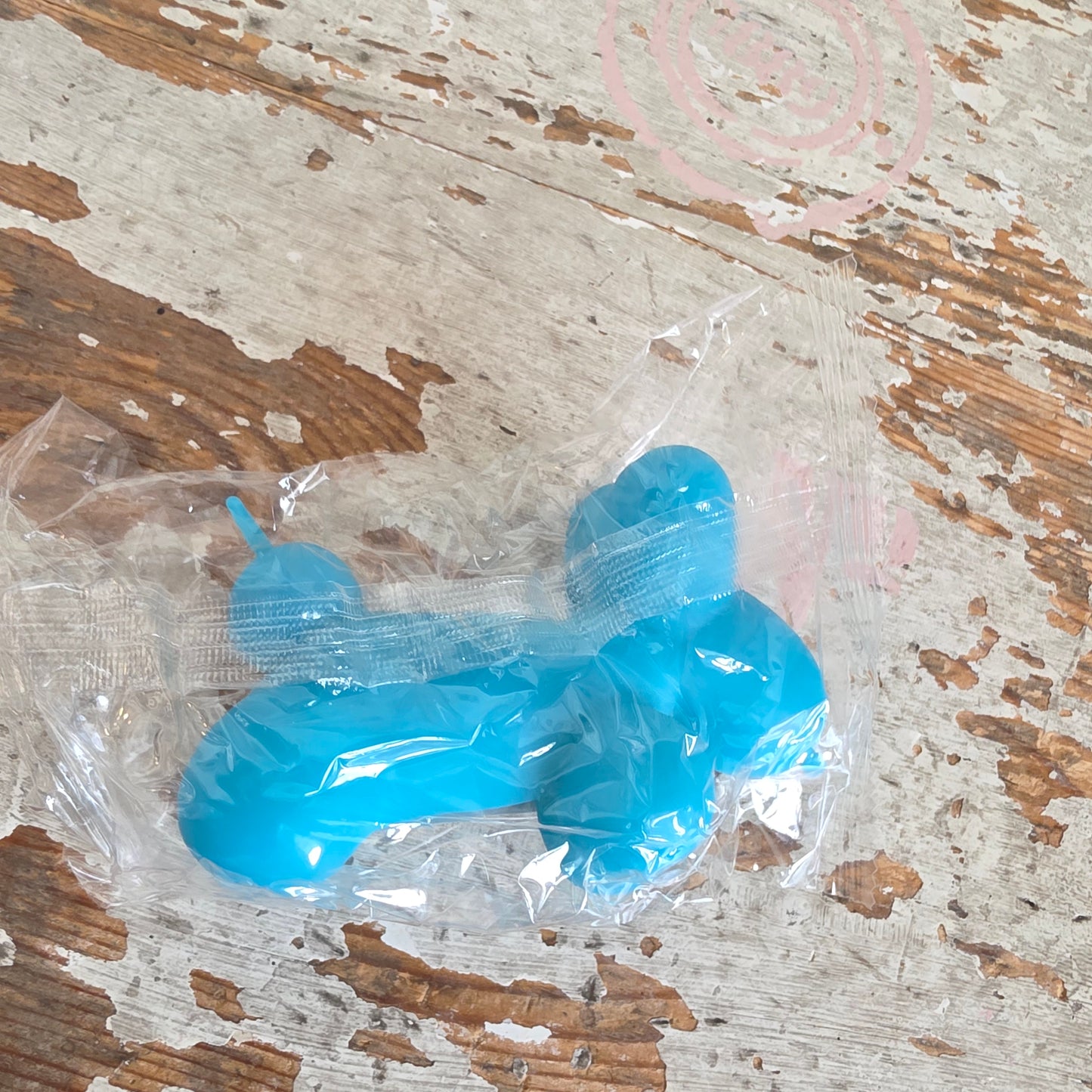"Shaving cream texture" squishy ilmapallokoira