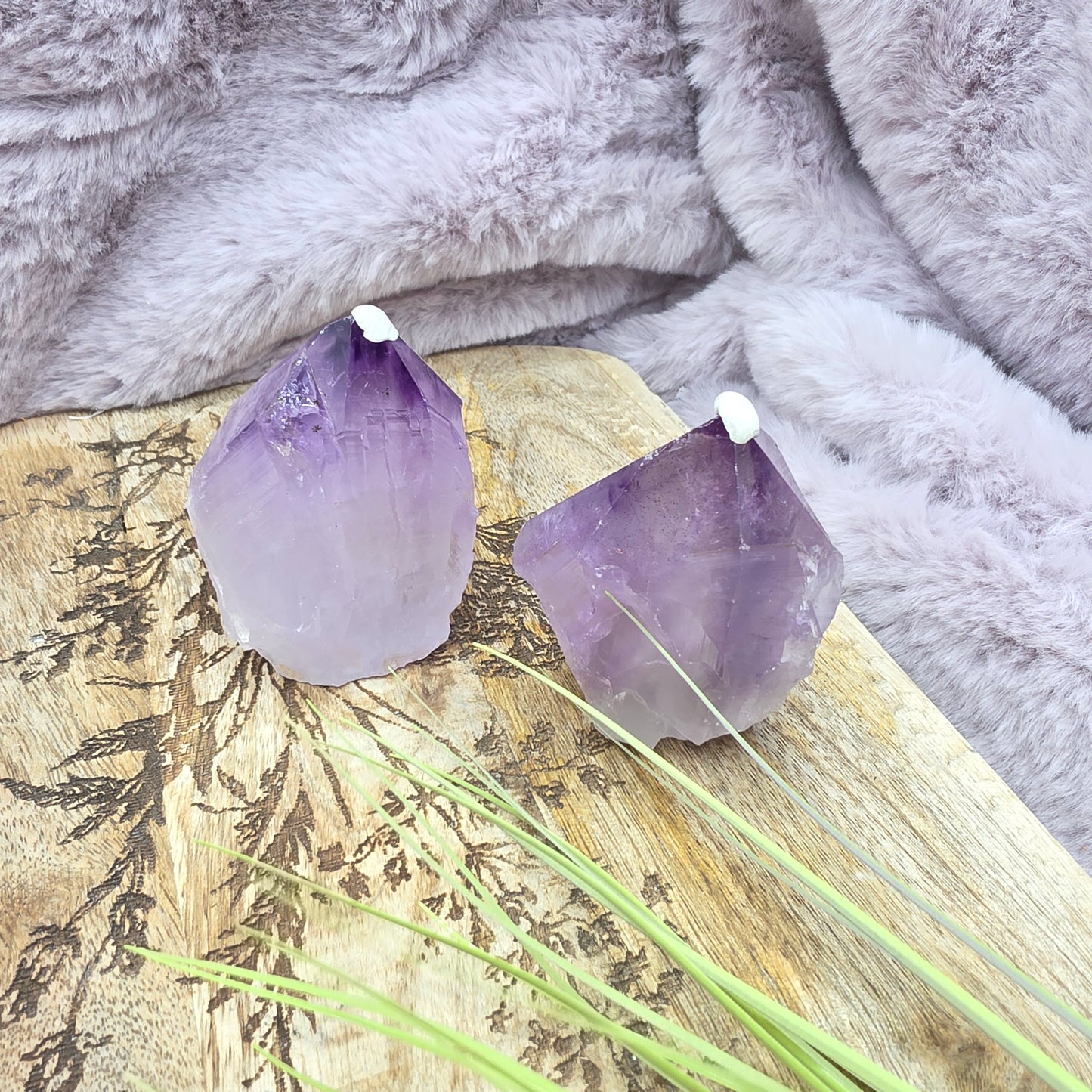 Ametisti kärki -kaksi kokoa-