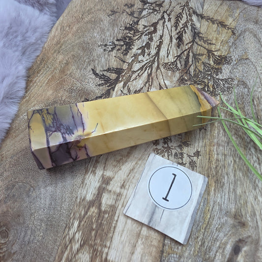 Mookaite-jaspis torni