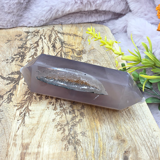 Akaatti/kvartsi tuplakärki