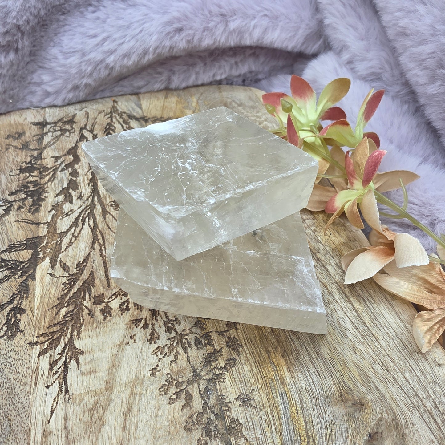 Optinen kalsiitti -kaksi väriä-