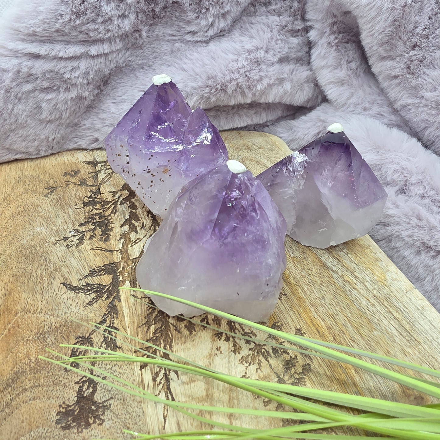 Ametisti kärki -kaksi kokoa-