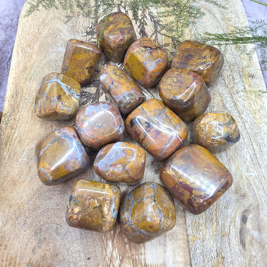 Tuliakaatti/jaspis rumpuhiottu