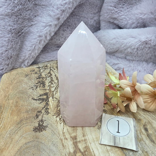 Ruusukvartsi torni -Brasilia-