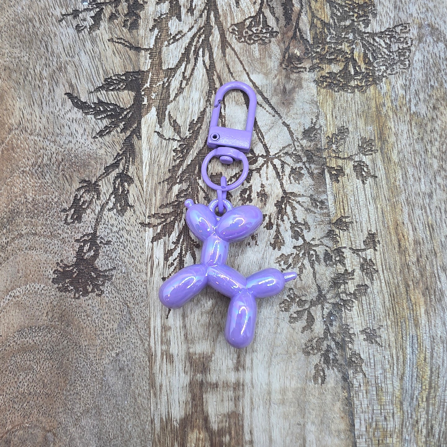 Avaimenperä -ilmapallokoira-