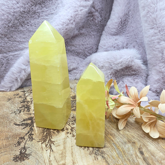 Sitruunakalsiitti torni