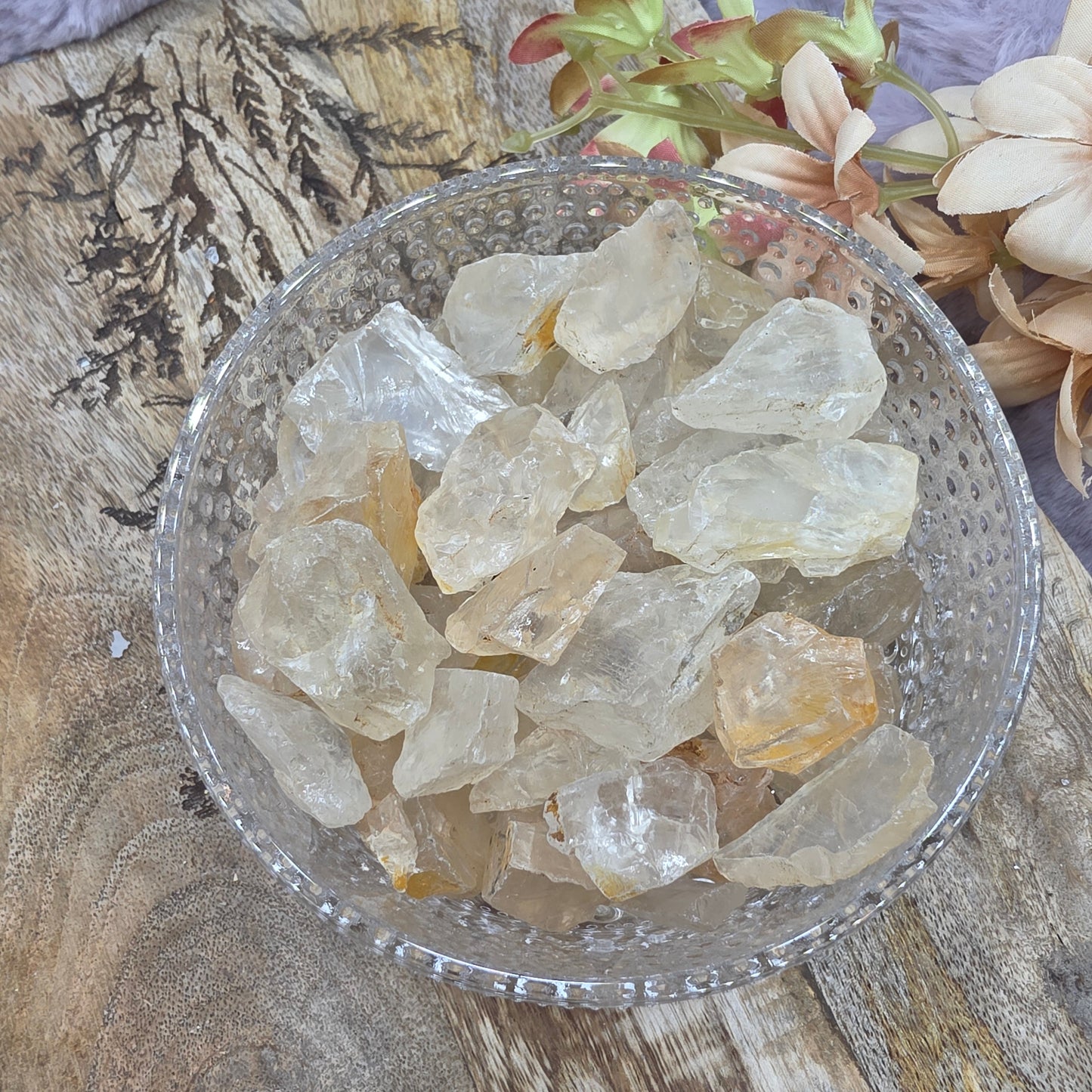 Kirkas keltainen kvartsi