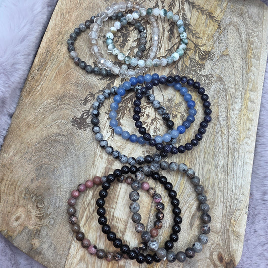 Rannekoru bundle -erilaisia-