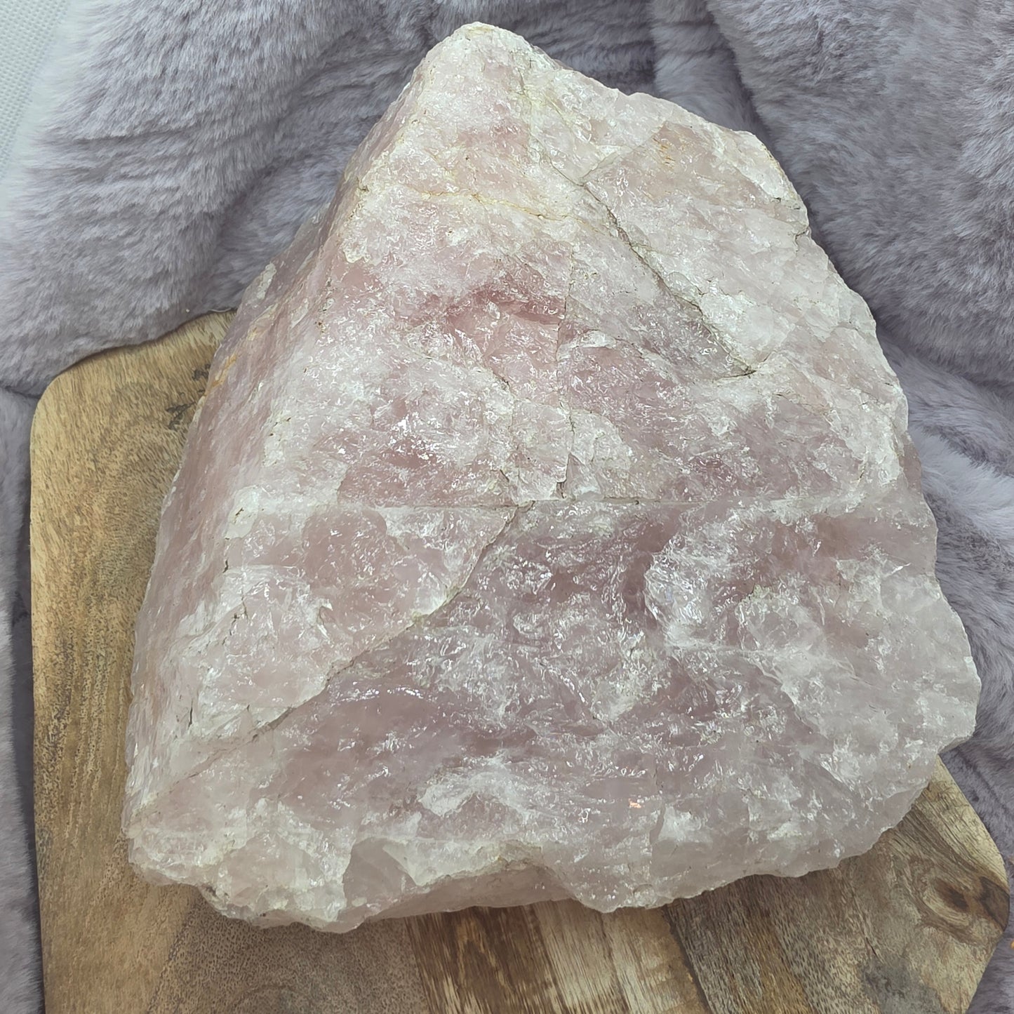 Ruusukvartsi raakapala JÄTTI