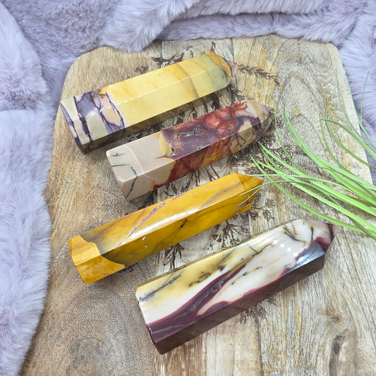 Mookaite-jaspis torni